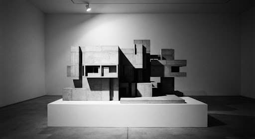 Concrete monolith installation